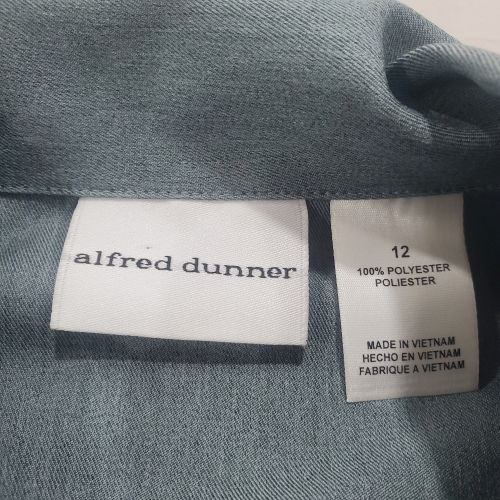 ALFRED DUNNER 12 Womens  Light Weight Jacket Green Embroidered Floral - Picture 3 of 9